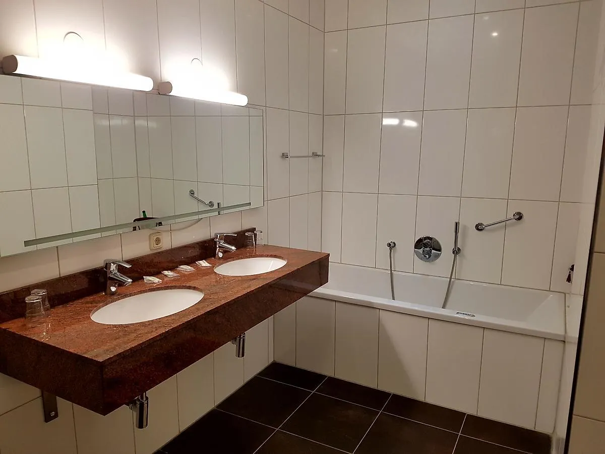 Hotel 2000 Valkenburg Valkenburg aan de Geul 3*,  هولندا