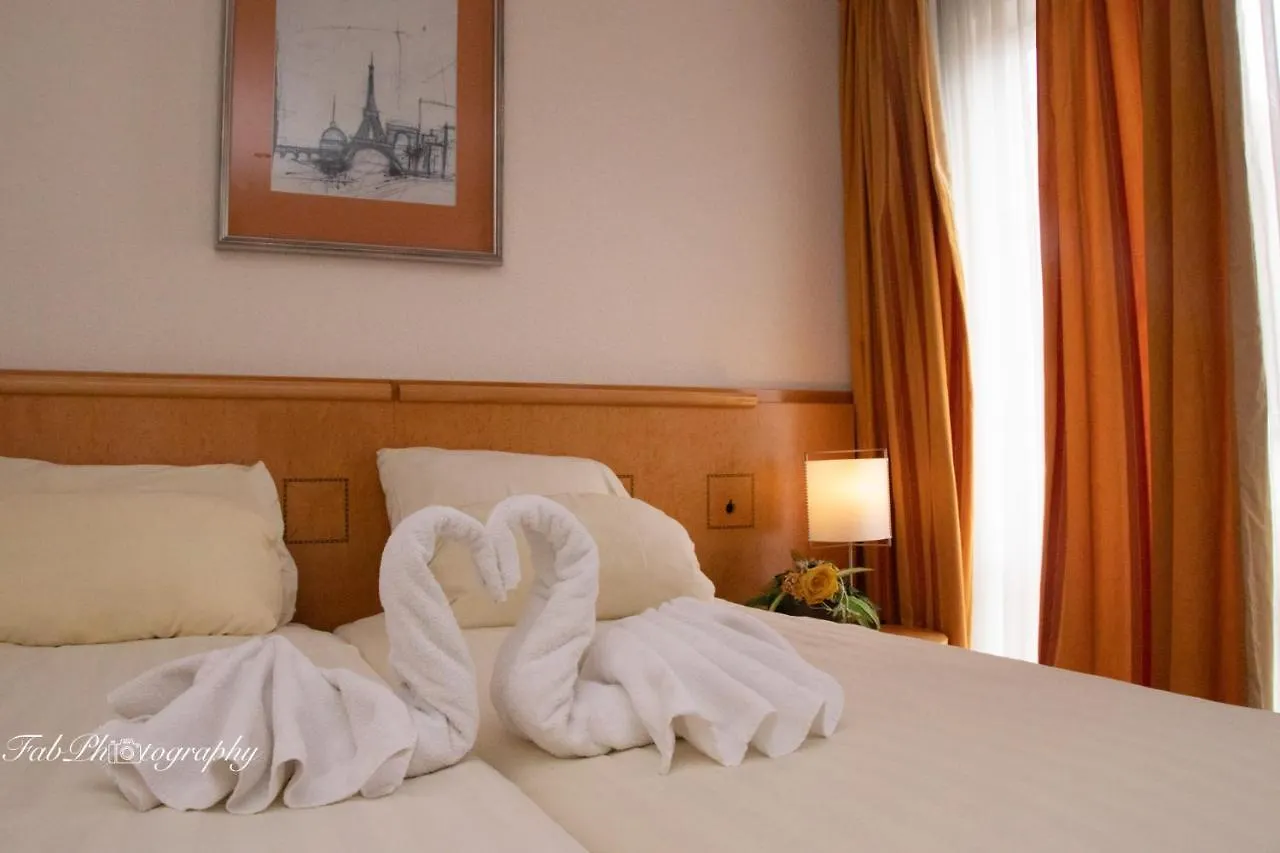 Hotel 2000 Valkenburg Valkenburg aan de Geul 3*,